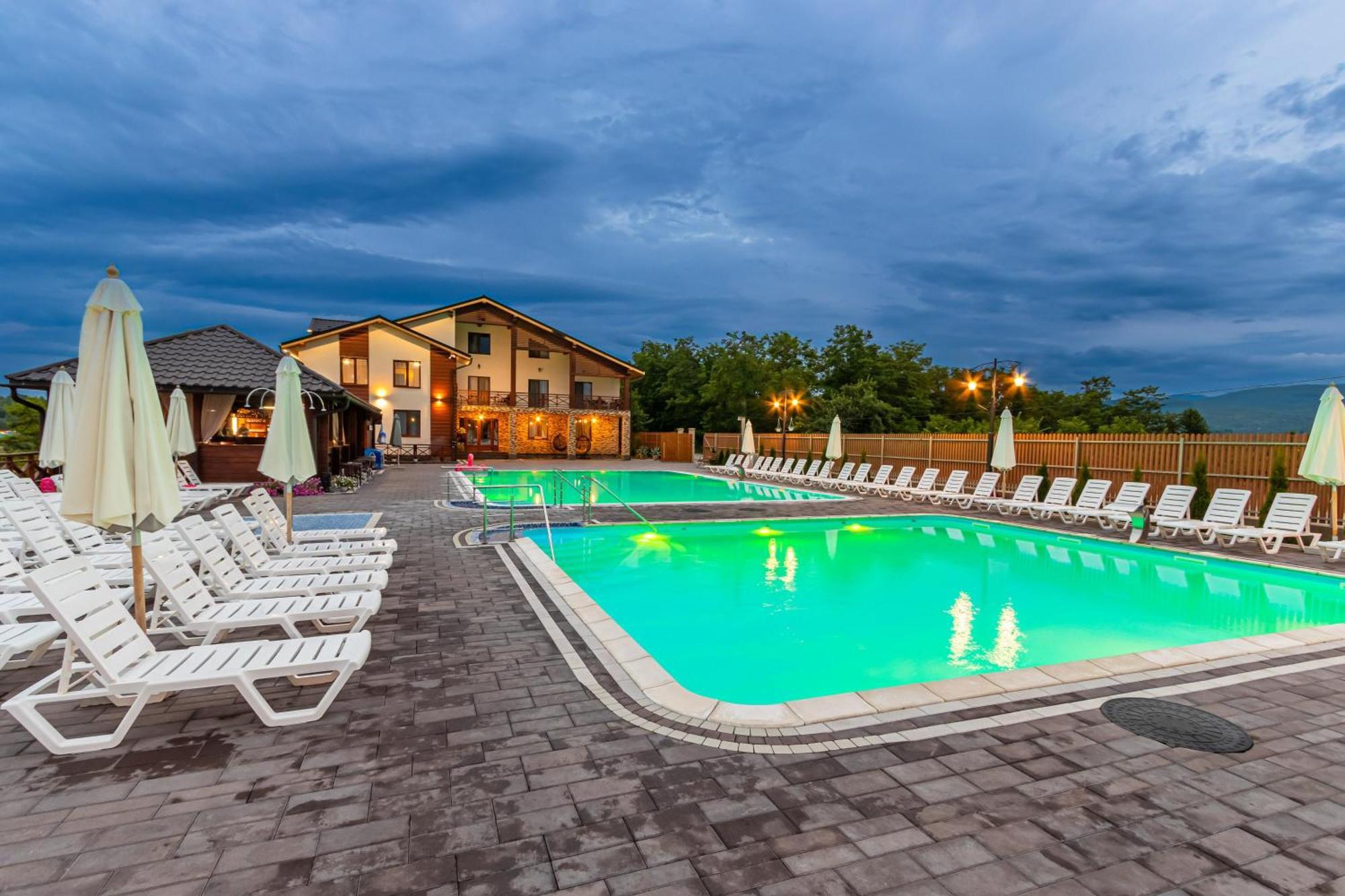 Sofion Hotel&Resort Aknaszlatina Kültér fotó